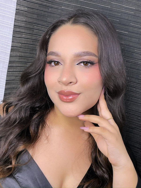 Clienta Moon Makeup Artist